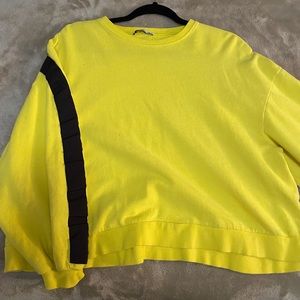 Yellow sweatshirt